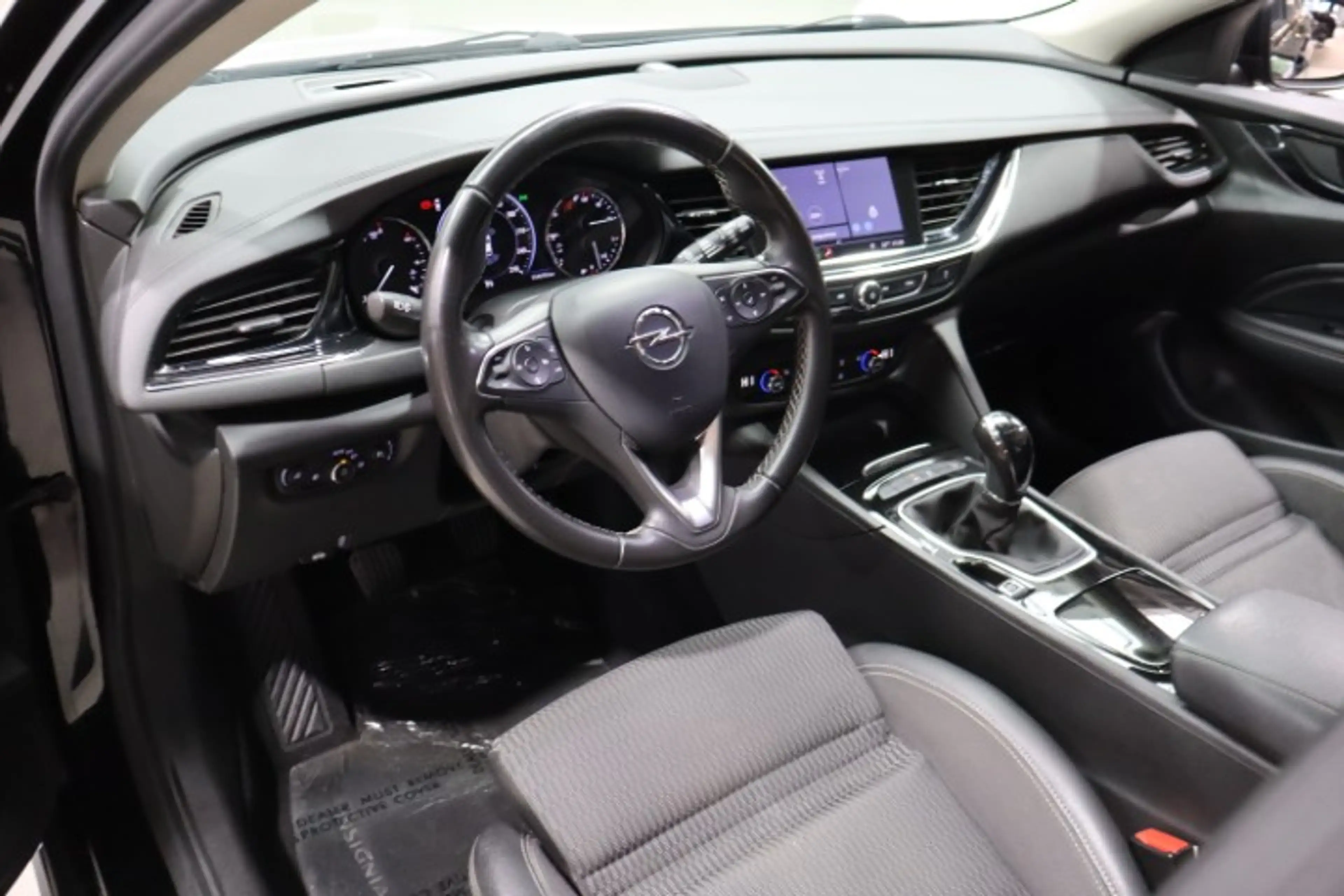 Opel Insignia Insignia Country Tourer 2.0 CDTI — photo 11