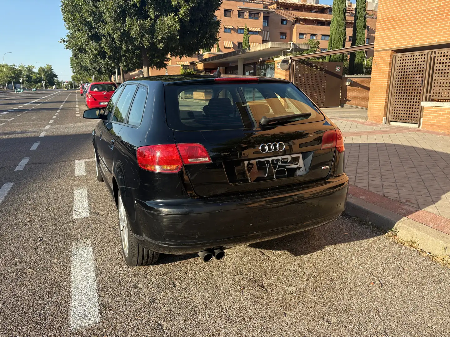 Audi A3 A3 Sportback 2.0TDI Attraction S-T 170 Attraction Negro - 2