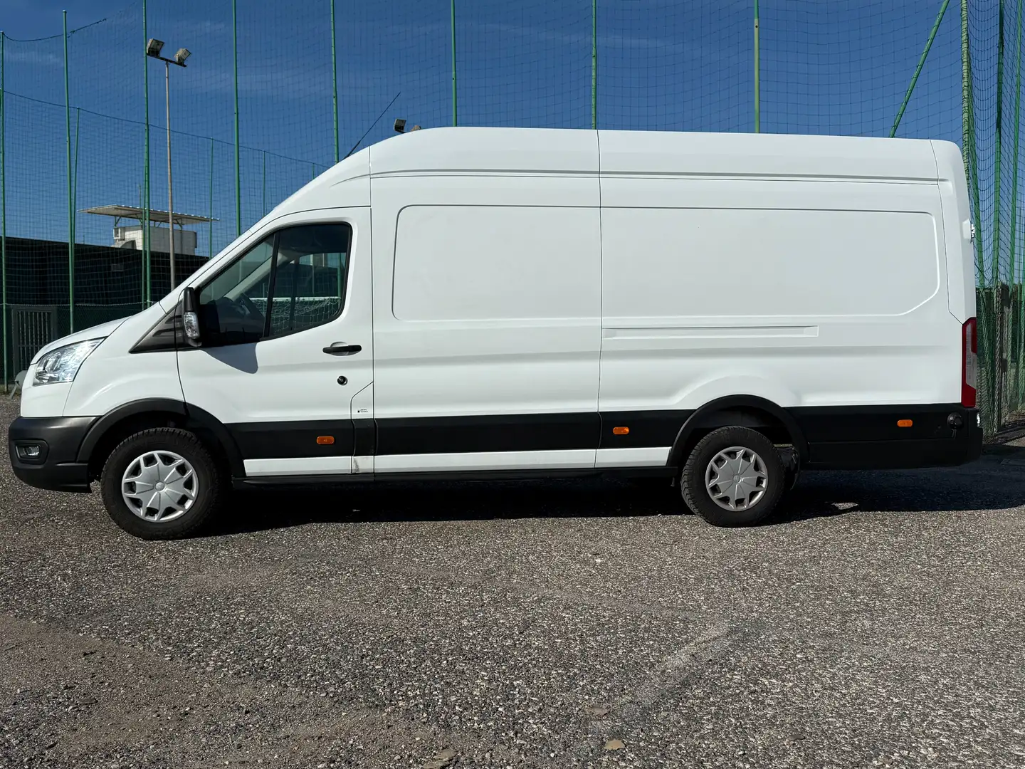 Ford Transit 350 2.0 Tdci EcoBlue 170 CV H3 L4 JUMBO Weiß - 2