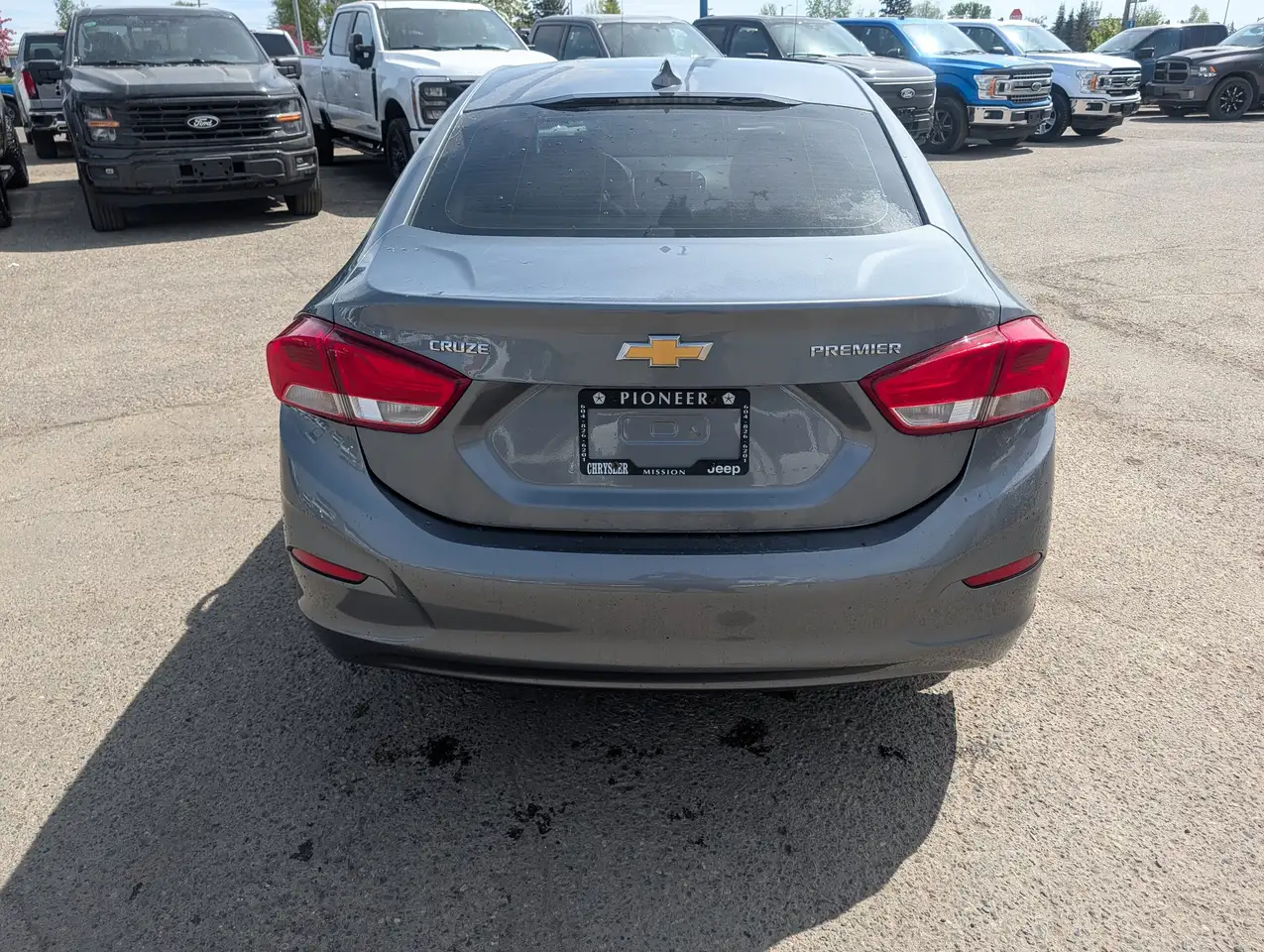 Chevrolet Cruze снимка Chevrolet Cruze