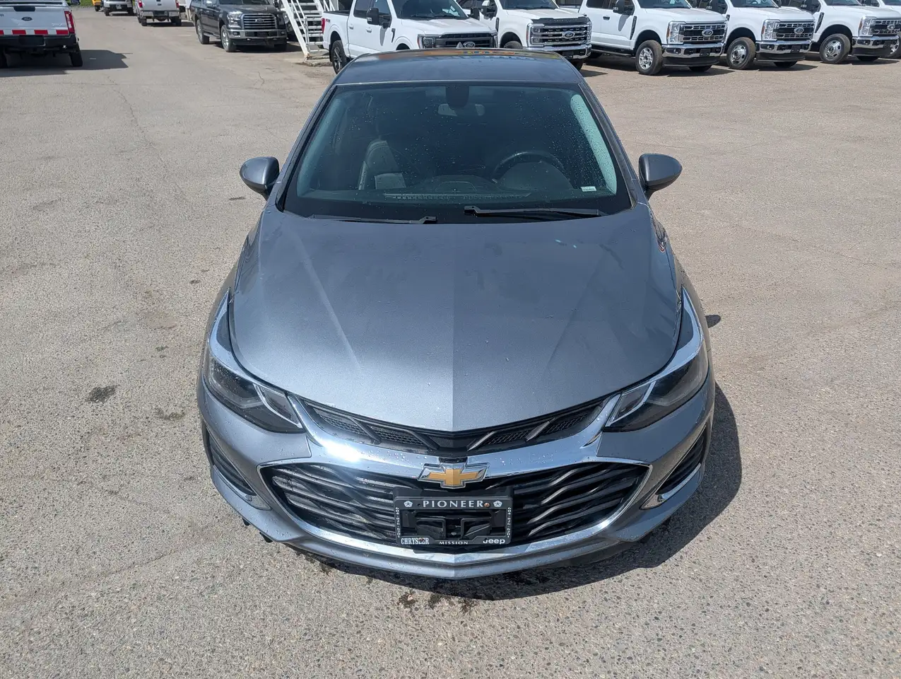 Chevrolet Cruze снимка Chevrolet Cruze