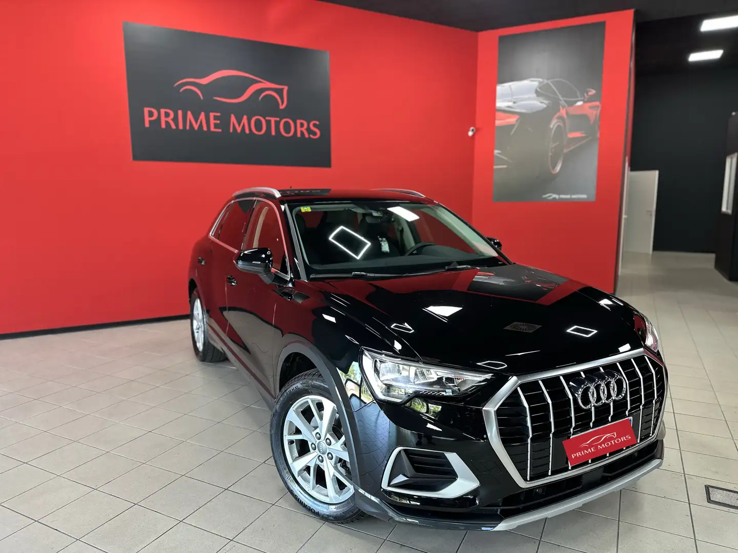 Audi Q3 Q3 35 1.5 tfsi Business Advanced Schwarz - 1