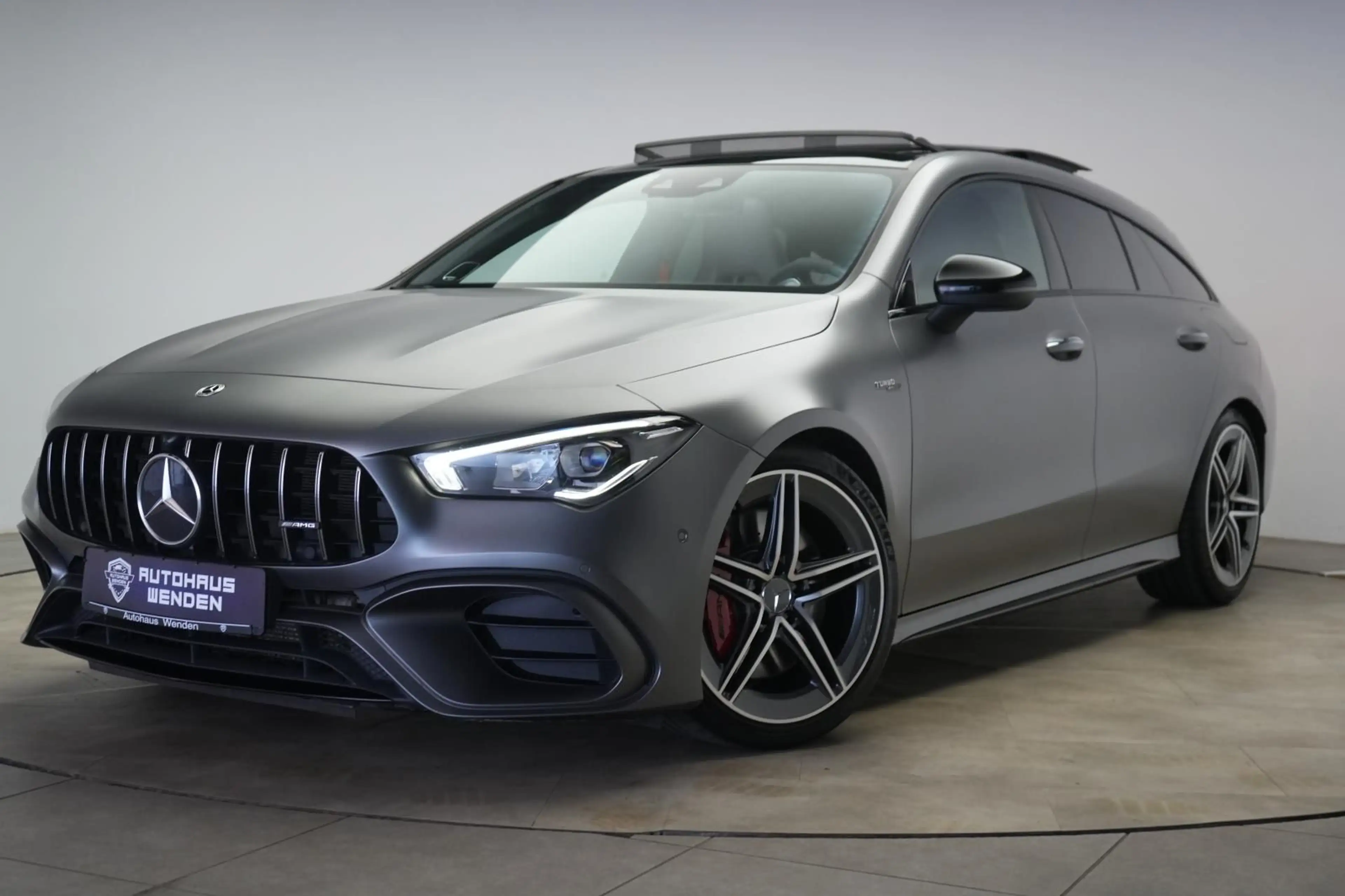 Mercedes-Benz CLA 45 AMG S 4Matic+ Speedsh 8G-D — photo 5
