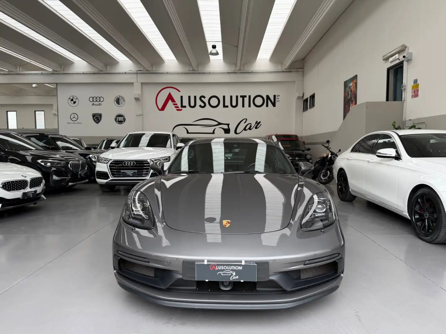 Porsche 718 718 Cayman 4.0 GTS Grau - 2