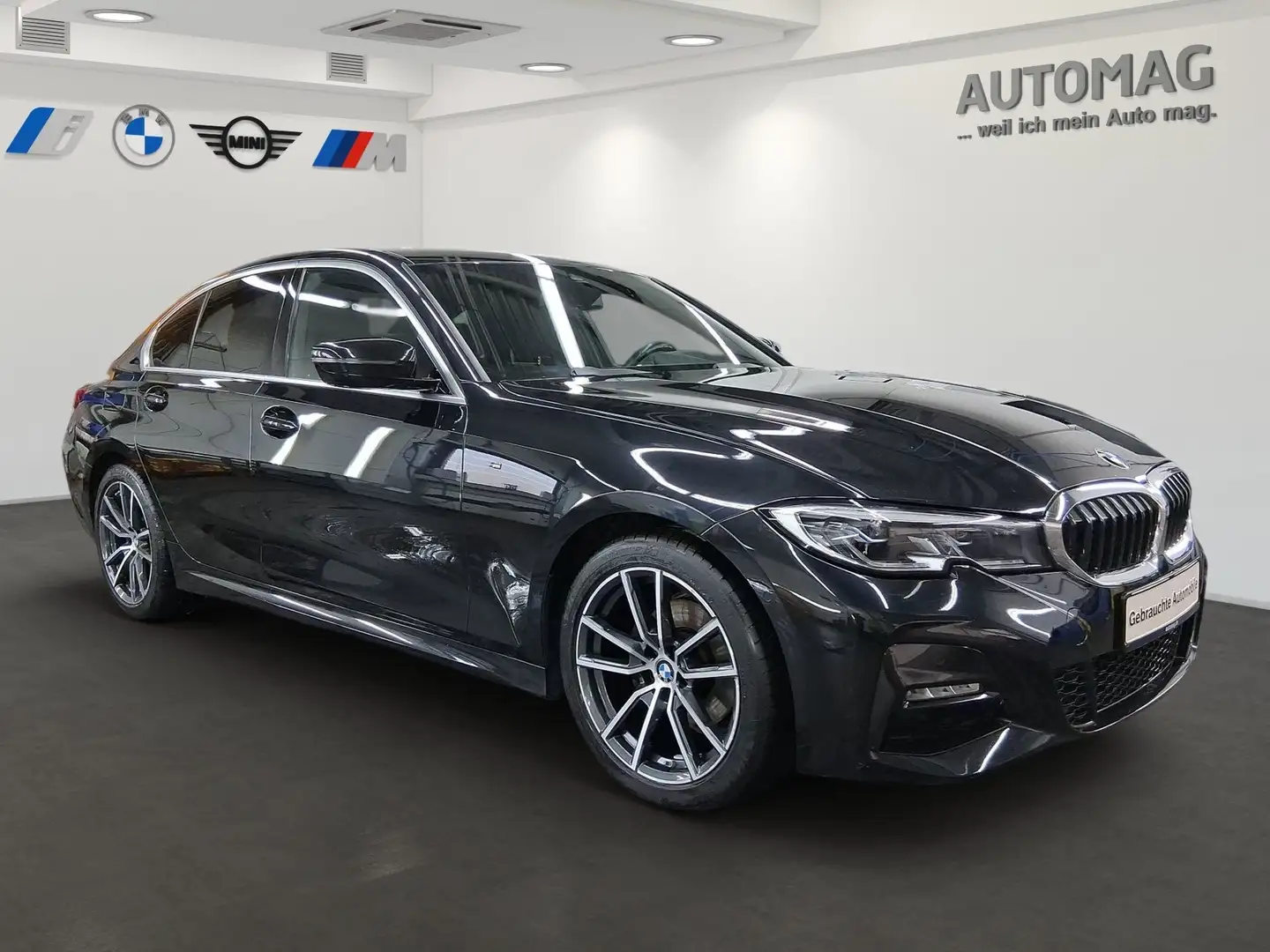 BMW 320 i xDrive M-Sport*Laser*HeadUp*Drove Assist*ad.M-Fa Schwarz - 2