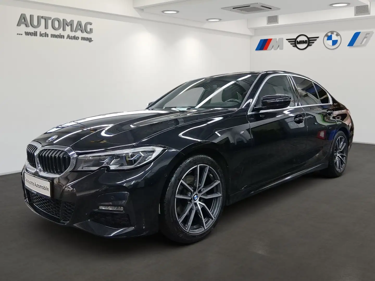 BMW 320 i xDrive M-Sport*Laser*HeadUp*Drove Assist*ad.M-Fa Schwarz - 1