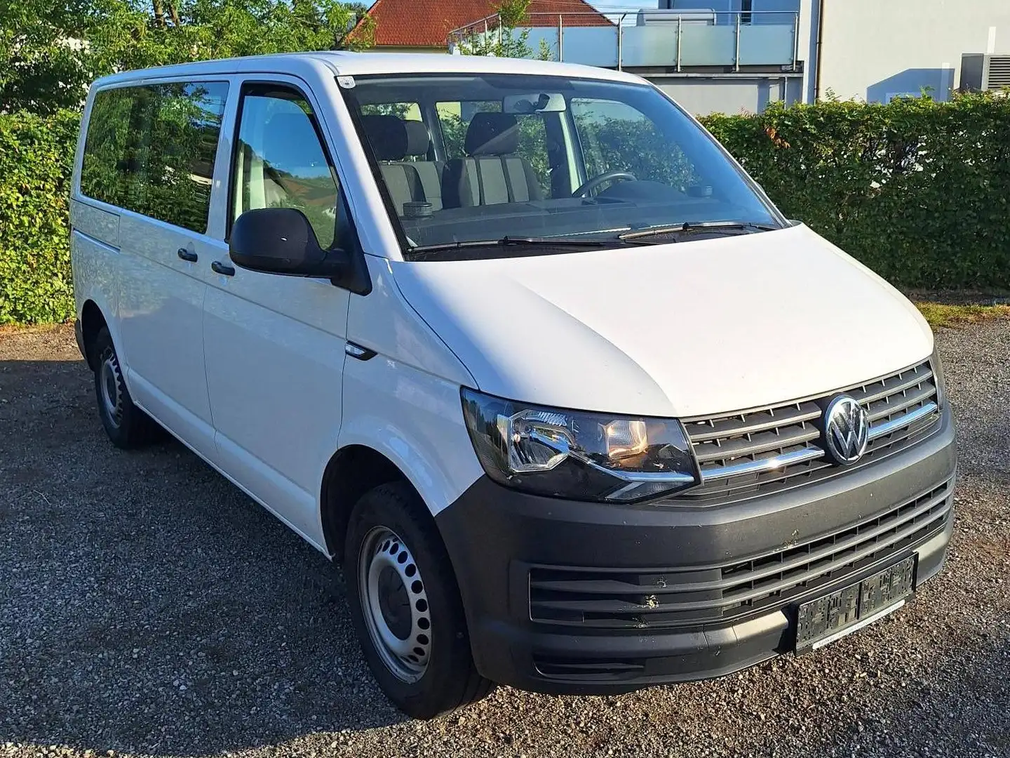 Volkswagen T6 Kombi Kombi KR 2,0 Entry TDI BMT Entry Weiß - 2