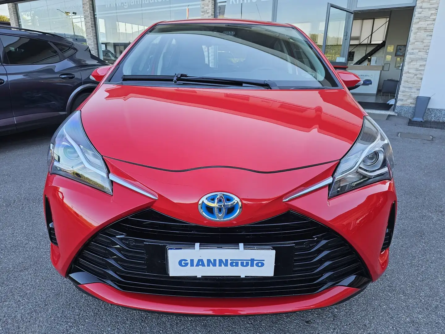 Toyota Yaris 5p 1.5h Active **SOLO 69000KM** Rosso - 2