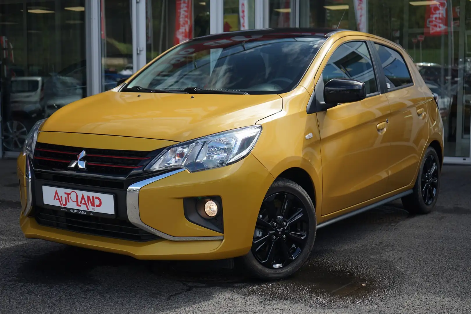 Mitsubishi Space Star 1.2 Spirit+ Black Navi Sitzheizung Gelb - 2