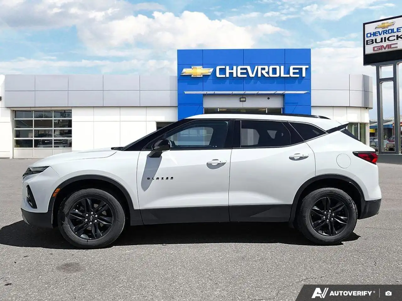 Chevrolet Blazer снимка Chevrolet Blazer