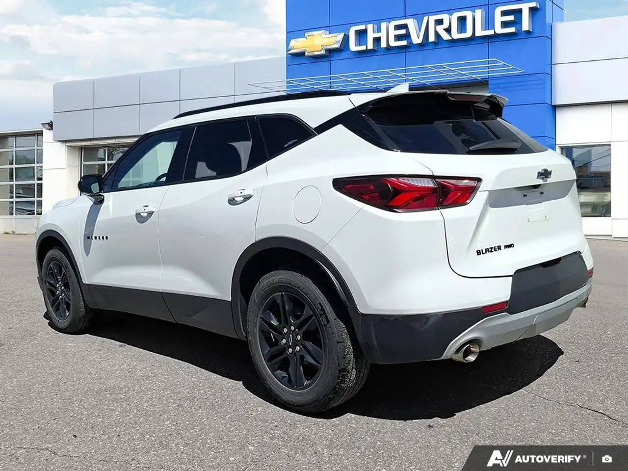 Chevrolet Blazer снимка Chevrolet Blazer