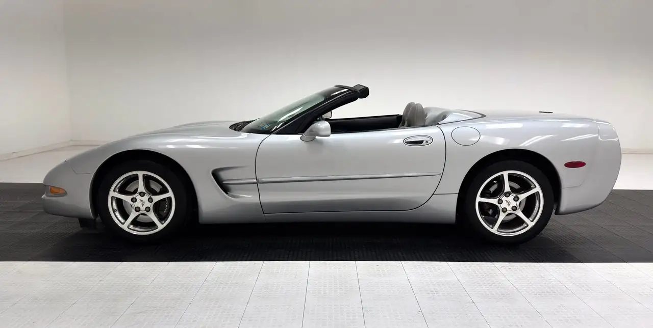 Chevrolet Corvette Convertible, foto 3