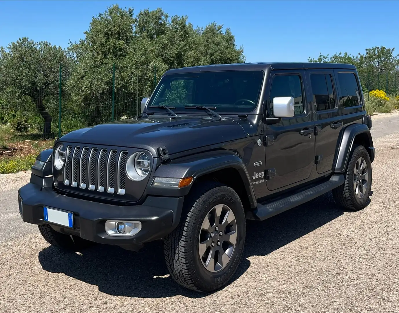 Jeep Wrangler Unlimited 2.2 mjt II Sahara auto Grigio - 1