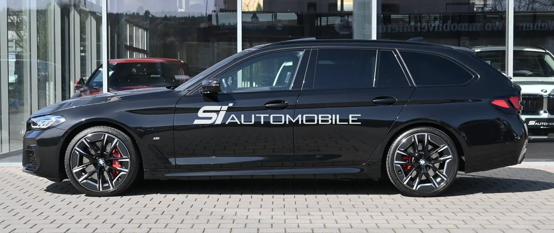 BMW 540 d xDr. Touring M Sport Pro *UVP 102.750€*PANO* Noir - 2