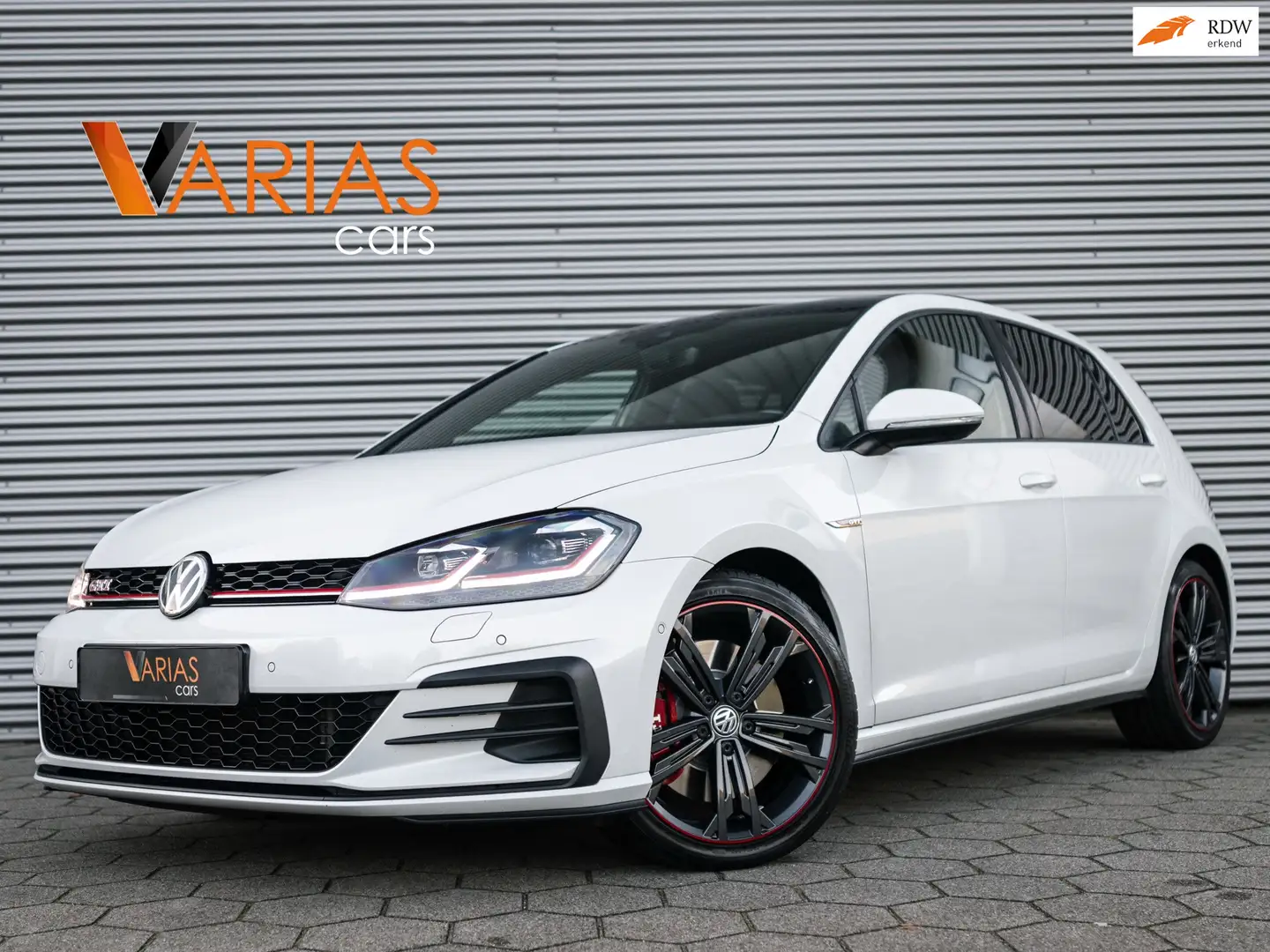 Volkswagen Golf GTI 2.0 TSI Performance Pano DCC Camera Keyles Blanco - 1
