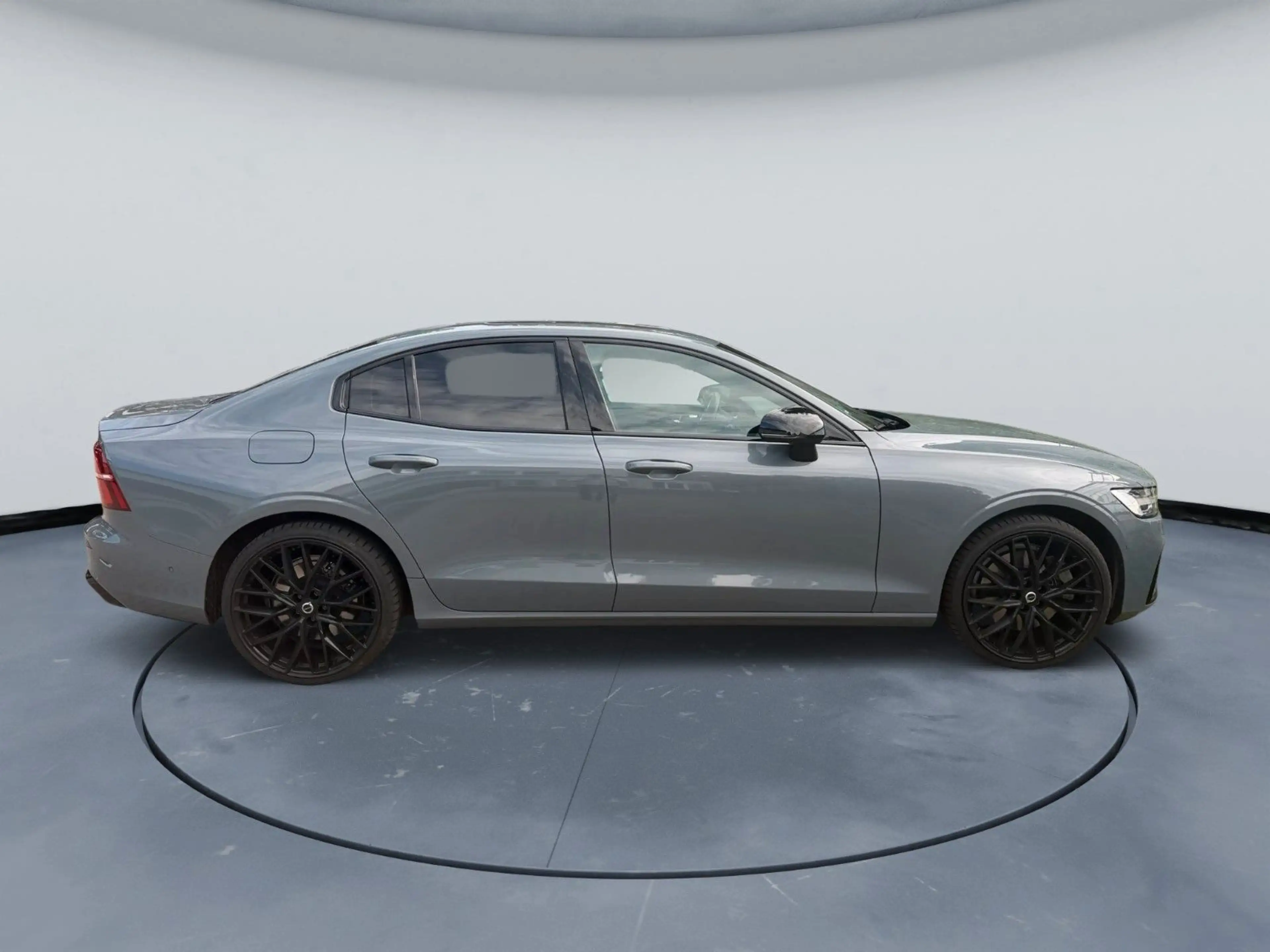Volvo S60 Lim. Ultimate Dark AWD H&K 360° HUD ACC PANO — photo 8