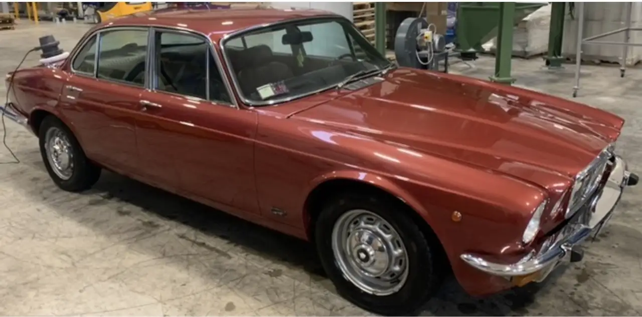 Jaguar XJ6 4.2, foto 2