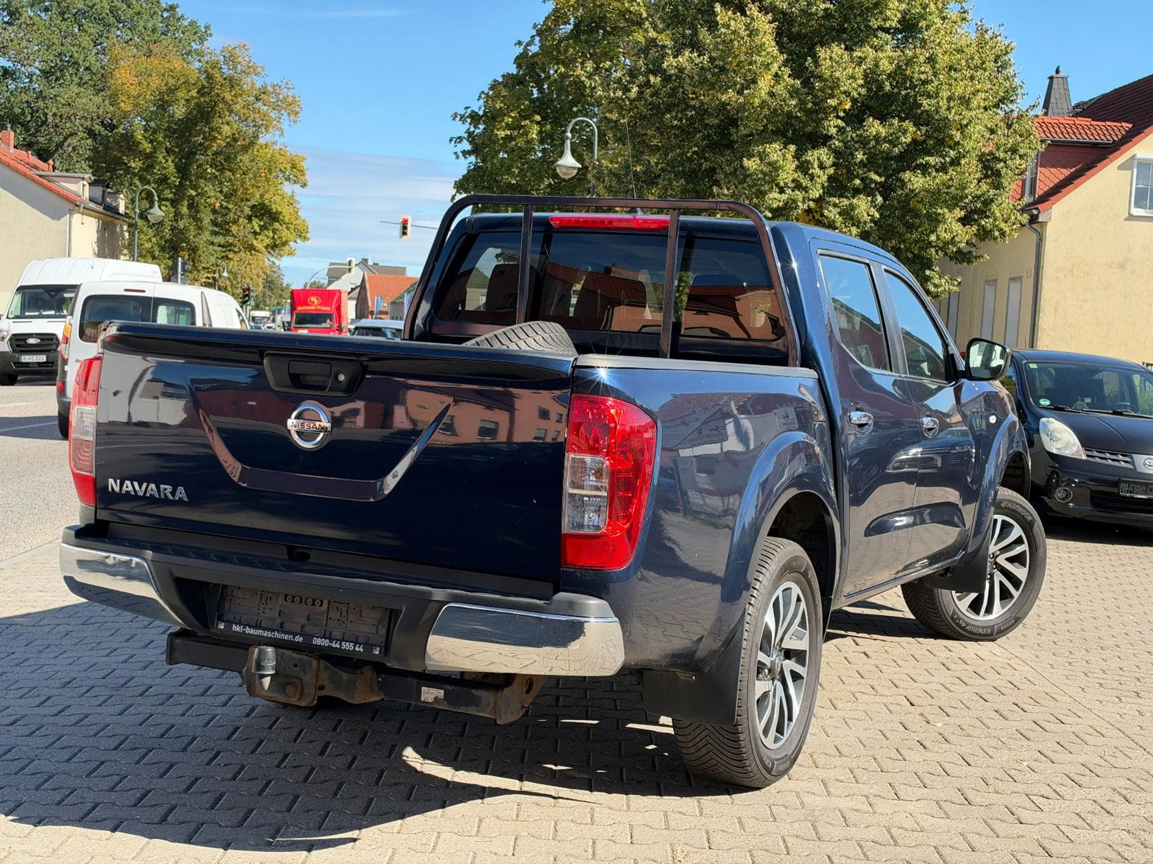 Nissan Navara NP300 Acenta Double Cab 4x4  AUTOMATIK — photo 2