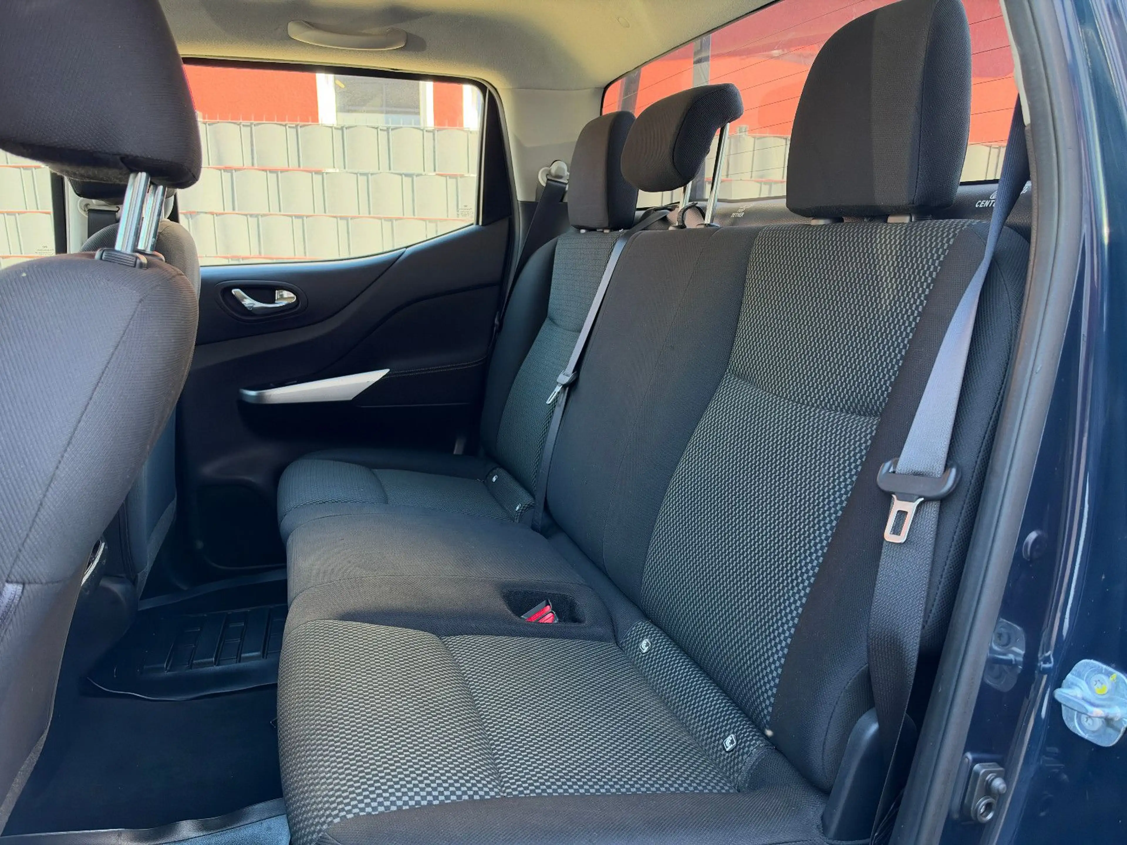 Nissan Navara NP300 Acenta Double Cab 4x4  AUTOMATIK — photo 12