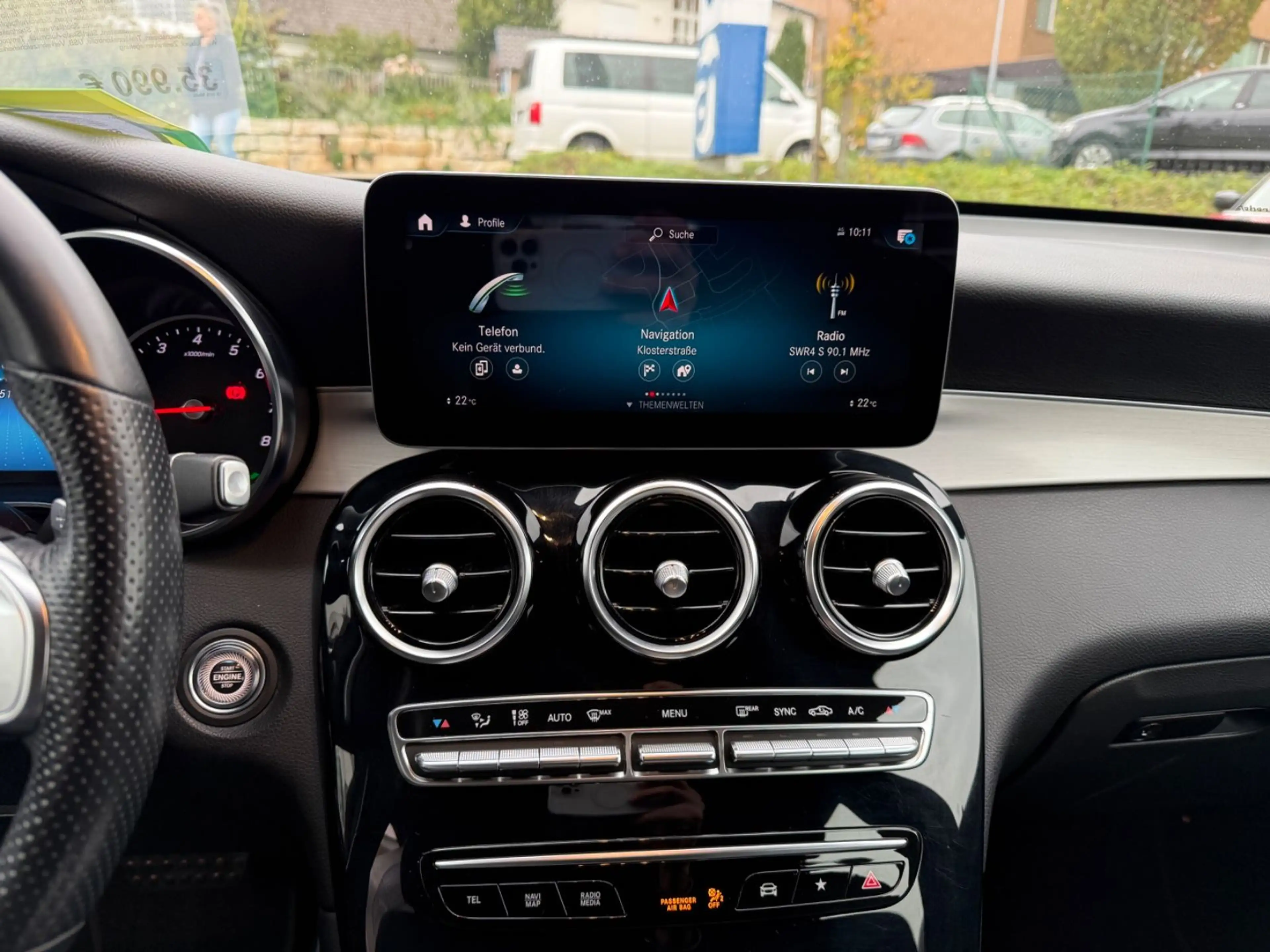 Mercedes-Benz GLC 200 Coupe 4Matic AMG LED Kamera Ambiente — photo 9