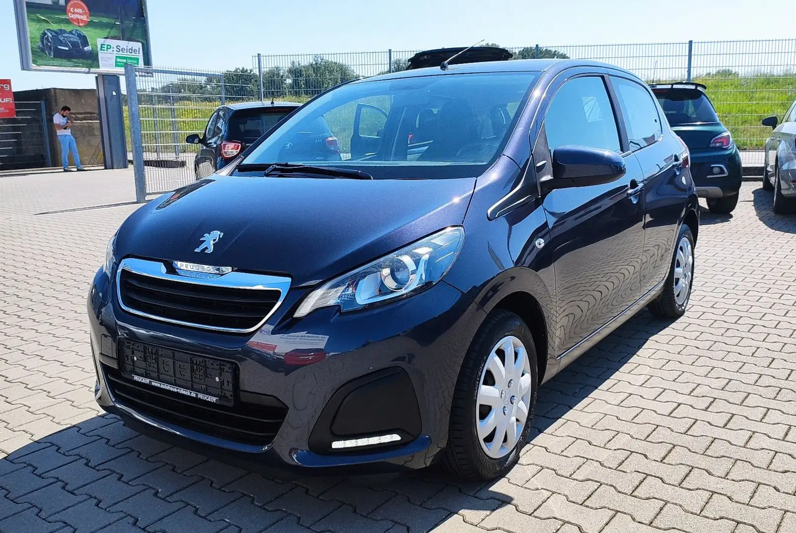 Peugeot 108 Active +Klima+Sitzheiz.+BT+SH+Inspektion neu Blau - 1