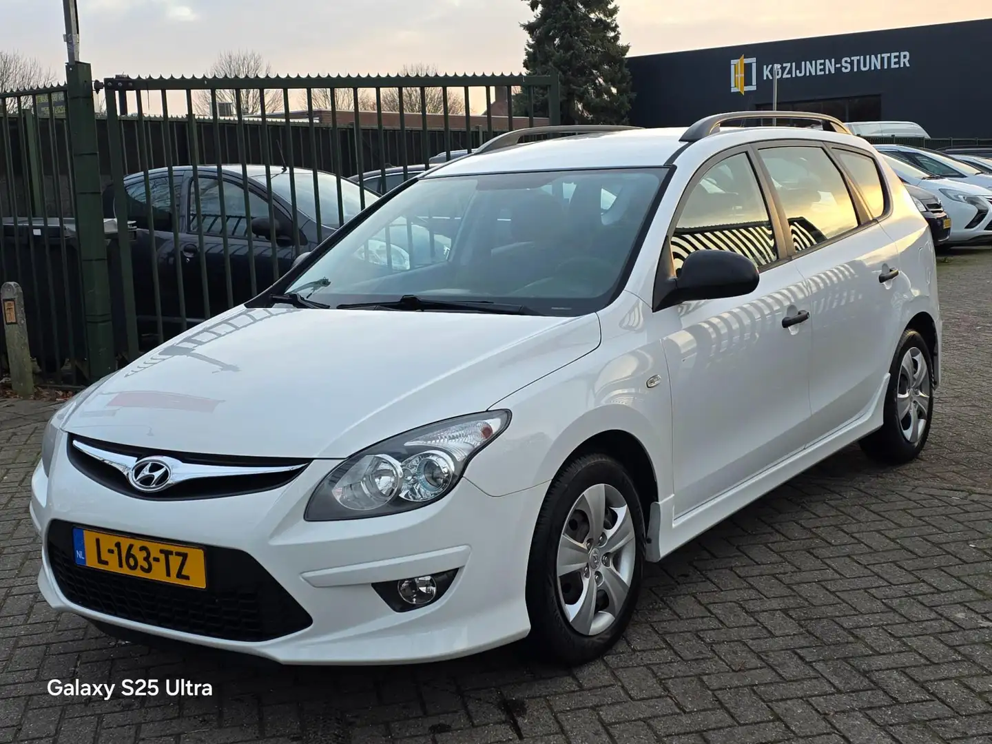 Hyundai i30 CW 1.4i i-Drive Airco elektrische ramen cv op afs Wit - 2
