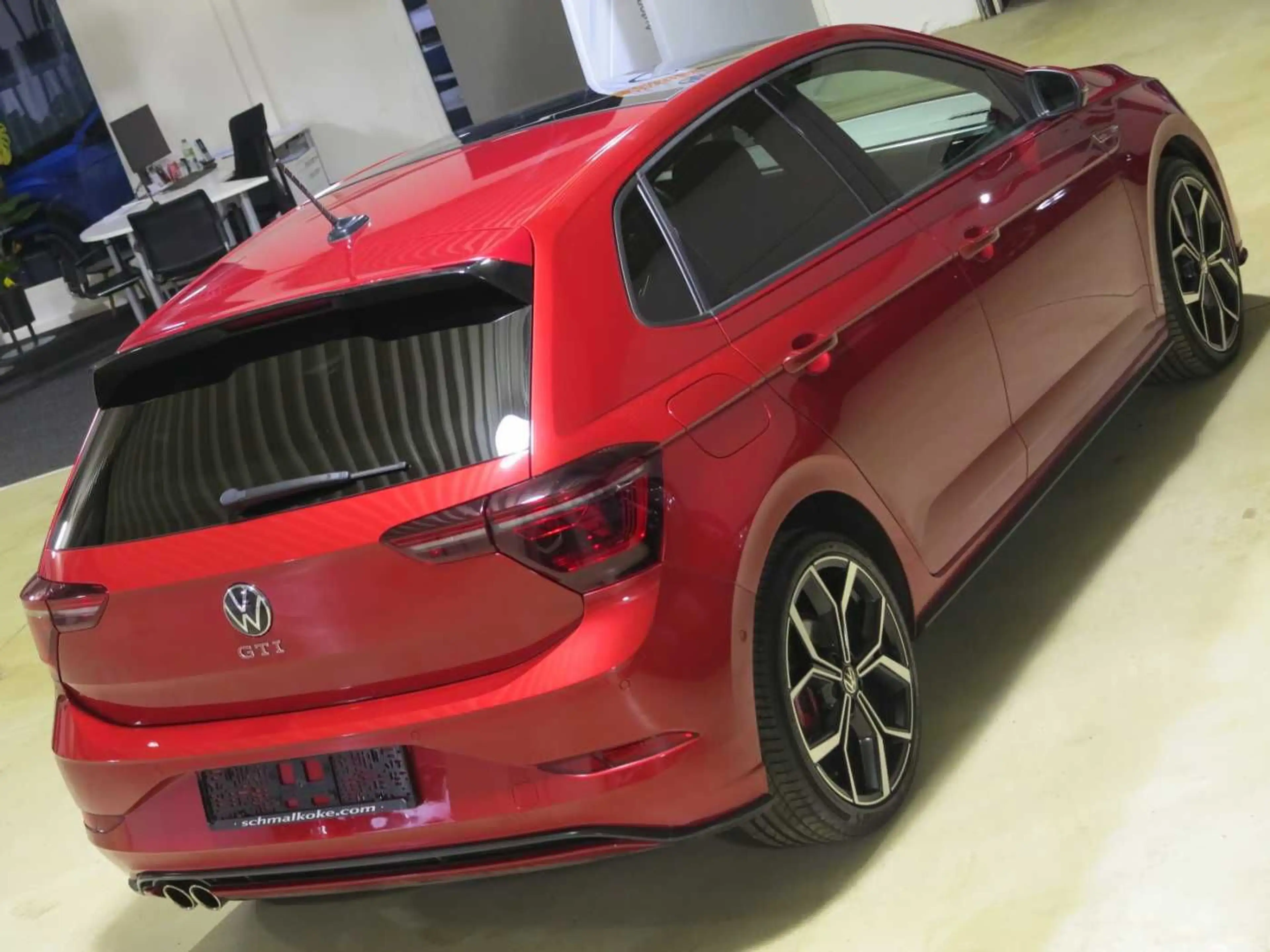 Volkswagen Polo GTI 2.0 TSI DSG7 eSAD Navi RFK ACC DAB LM18 — photo 3