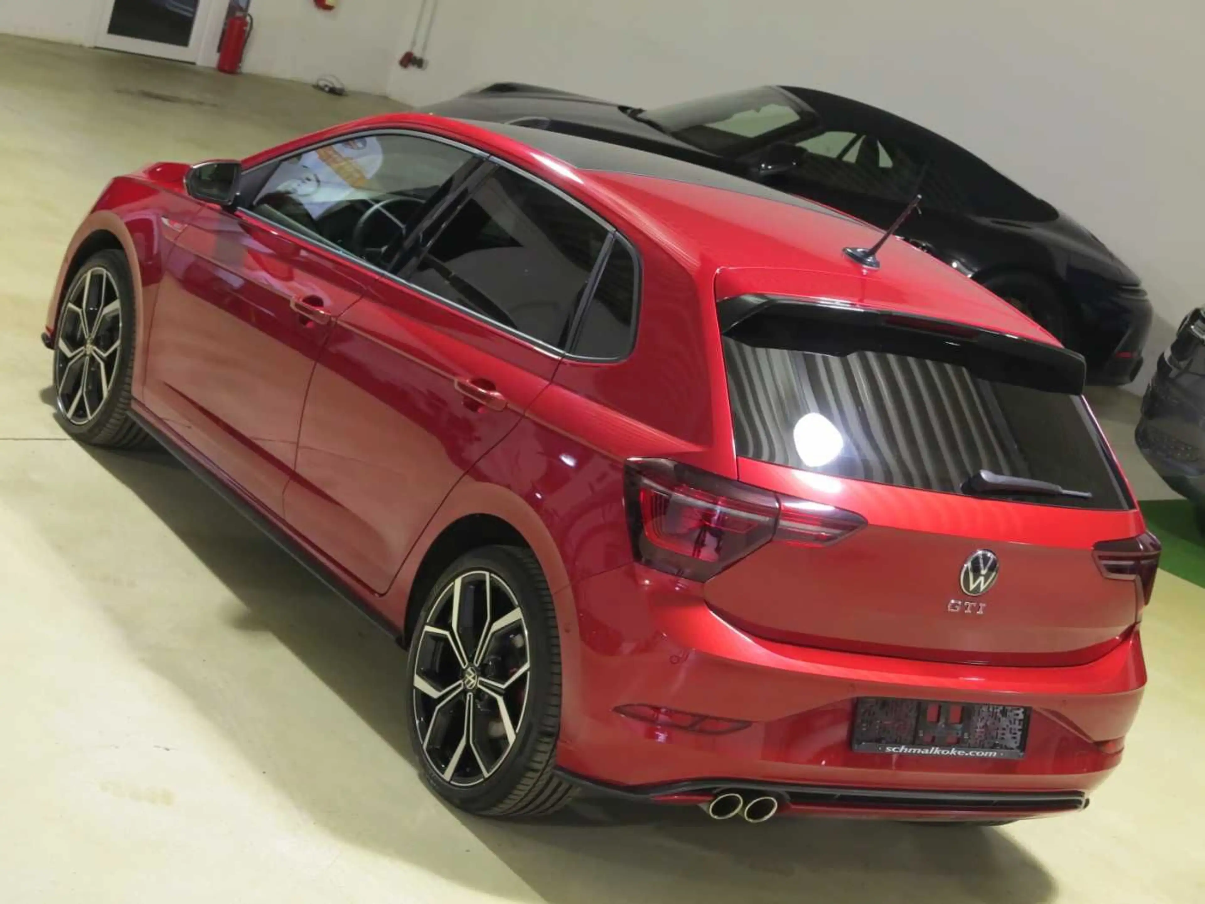 Volkswagen Polo GTI 2.0 TSI DSG7 eSAD Navi RFK ACC DAB LM18 — photo 10