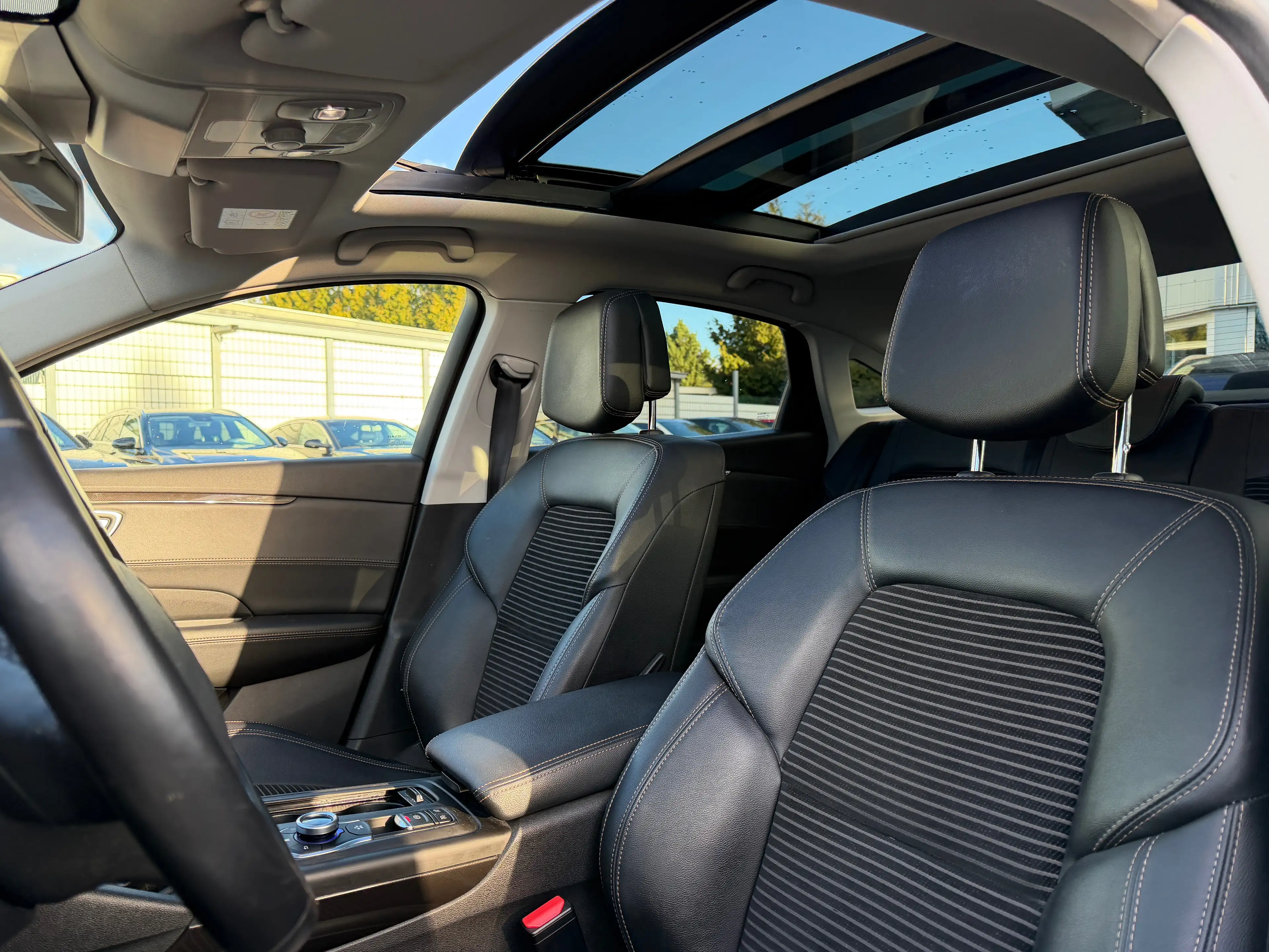 Renault Talisman 1.6 dCi Energy Intens Automatik *Panorama* — photo 9
