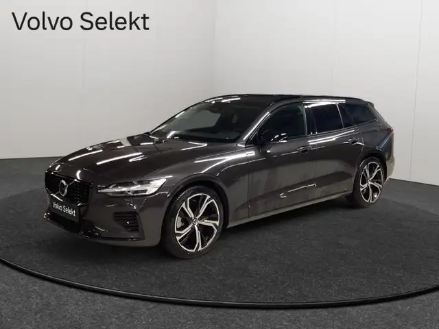 Volvo V60 T6 Plus Dark / Hybride