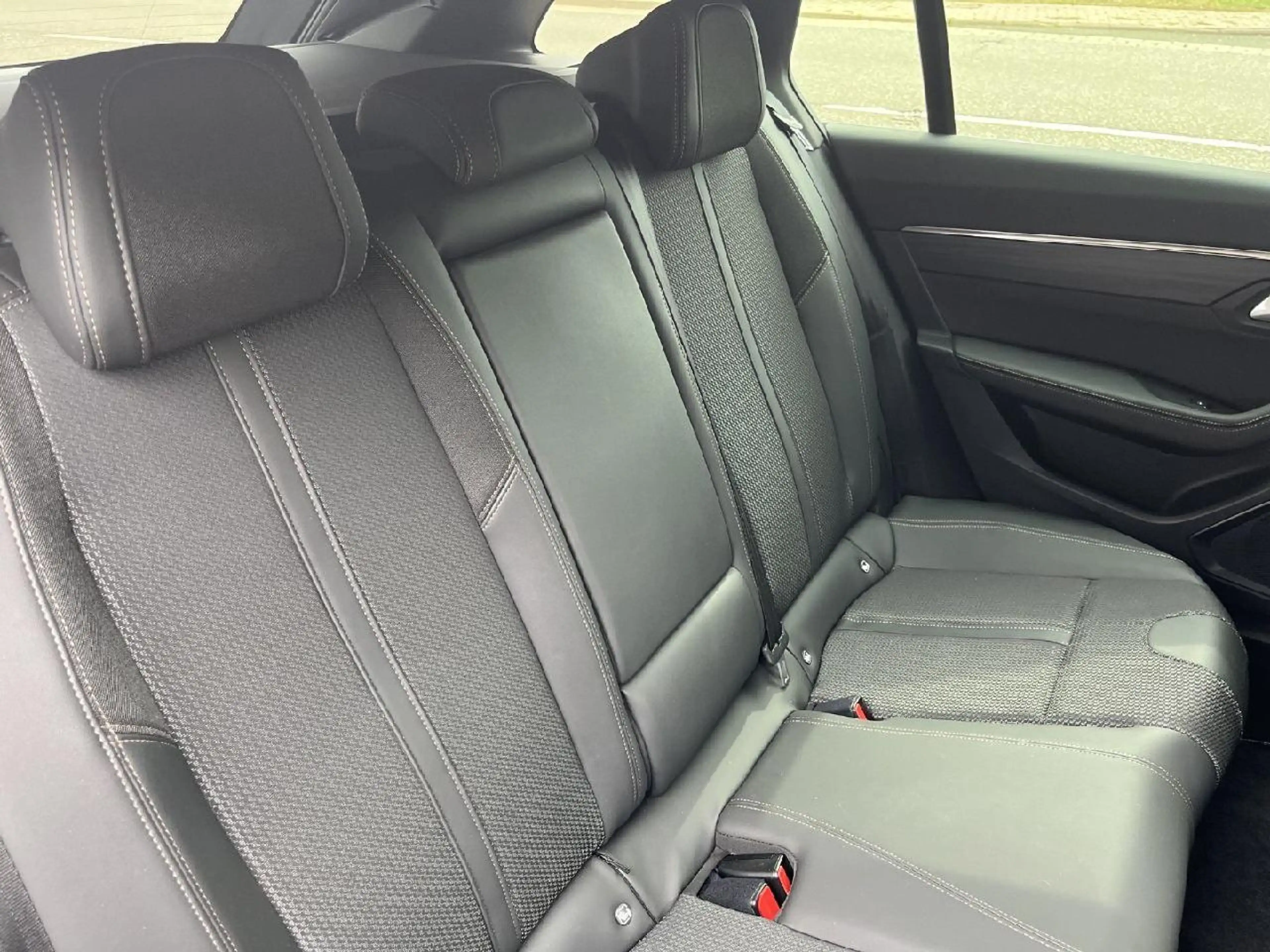 Peugeot 508 508 SW GT Hybrid 225 +FOCAL+ACC+360° Kamera+AHK — photo 12