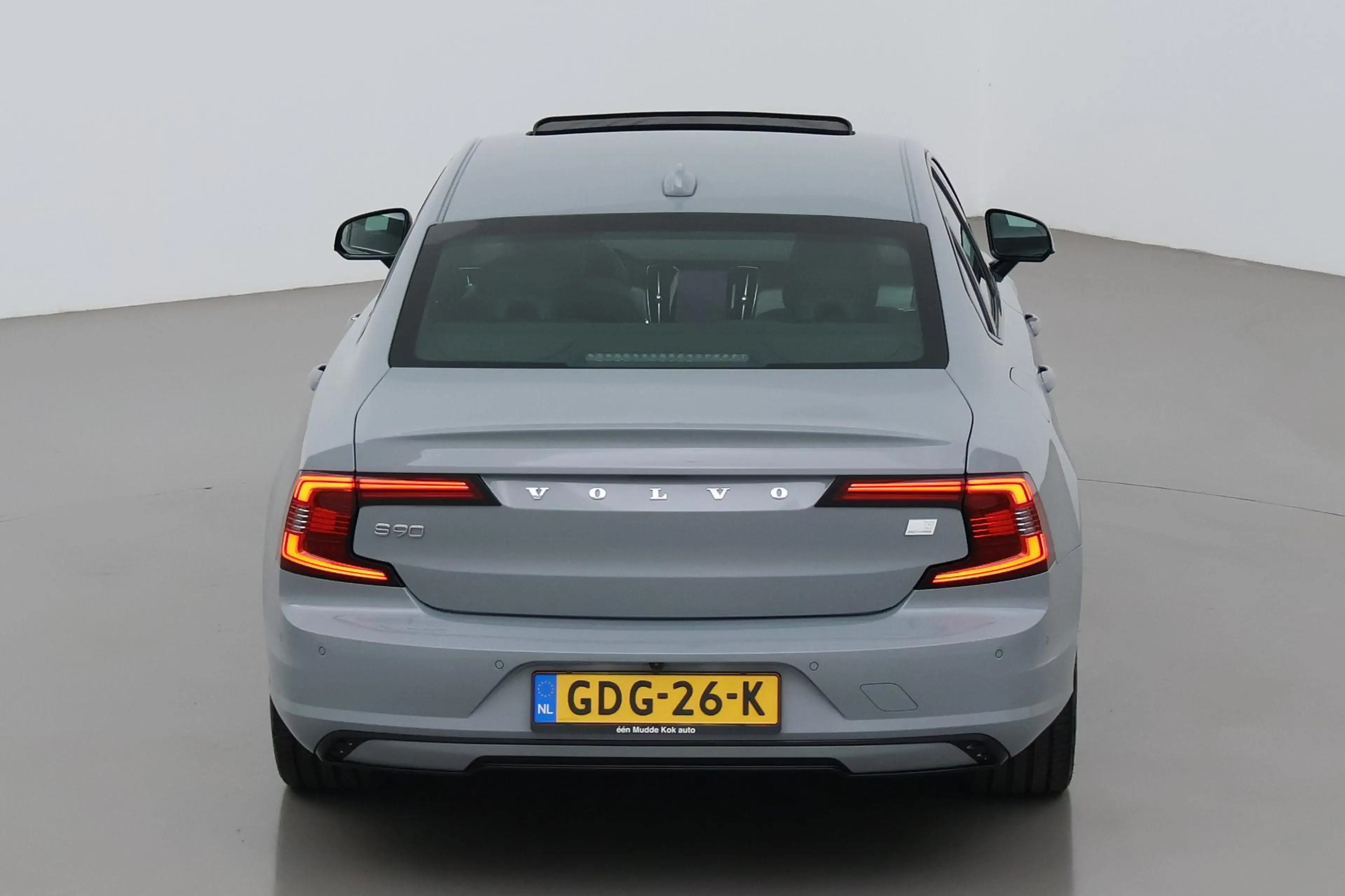 Volvo S90 T8 AWD Ultimate Dark | Schuif/kanteldak | ACC | He — photo 9