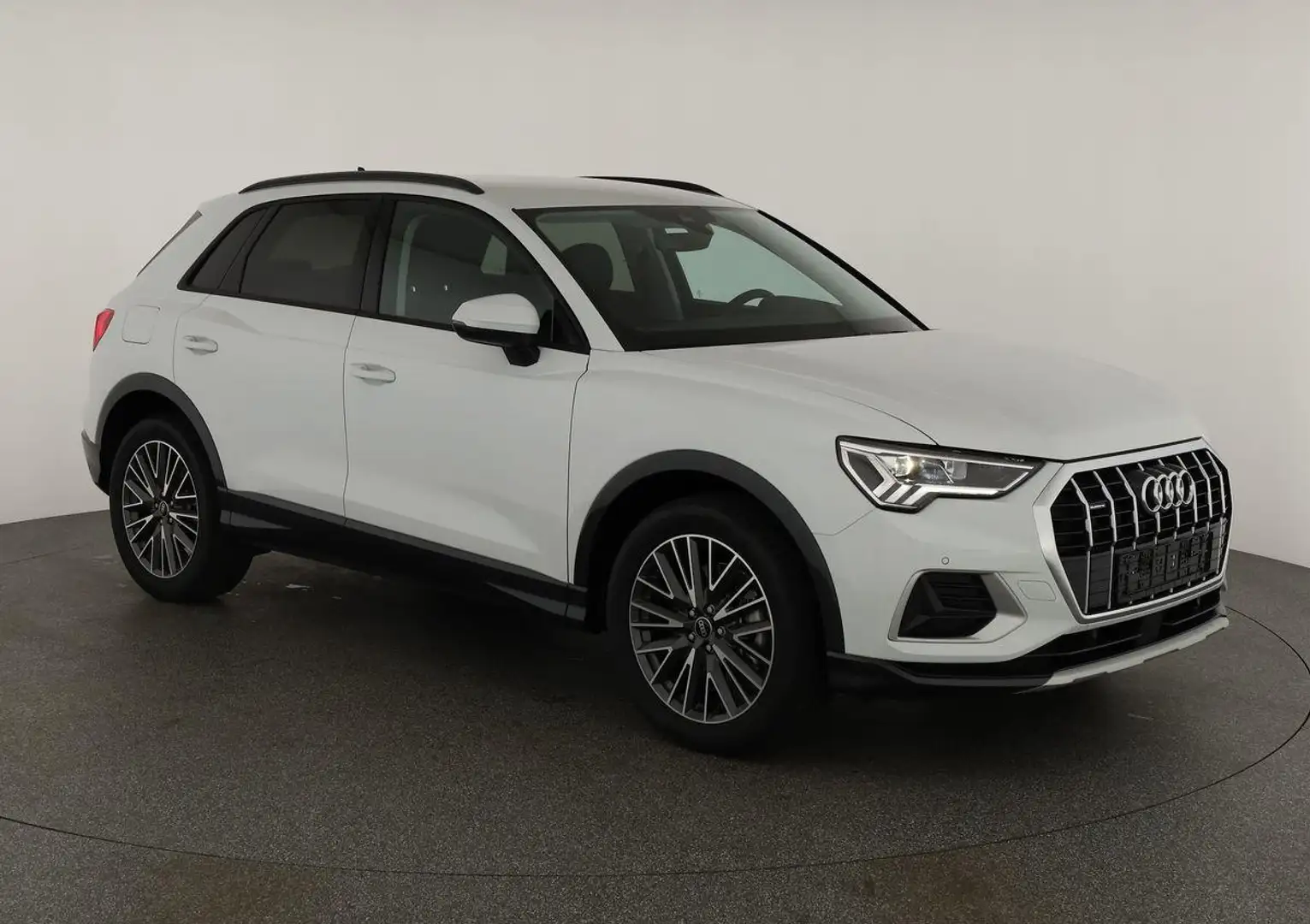 Audi Q3 40 TFSI quattro advanced advanced, AHK, 19-Zoll... Weiß - 1