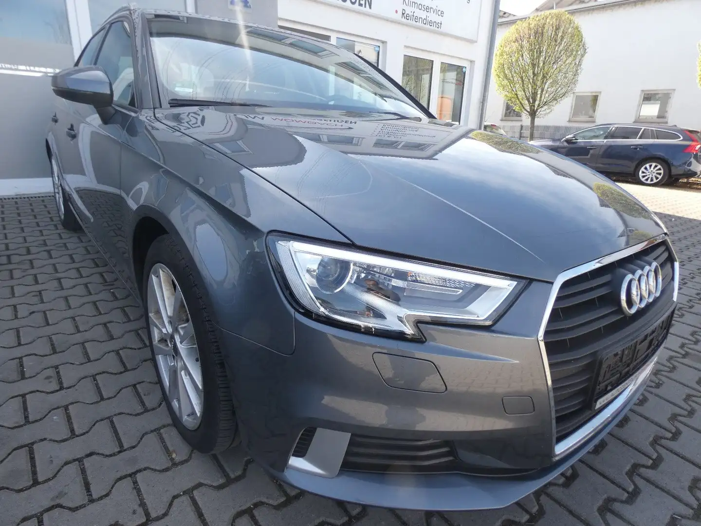 Audi A3 Sportback sport Gris - 1