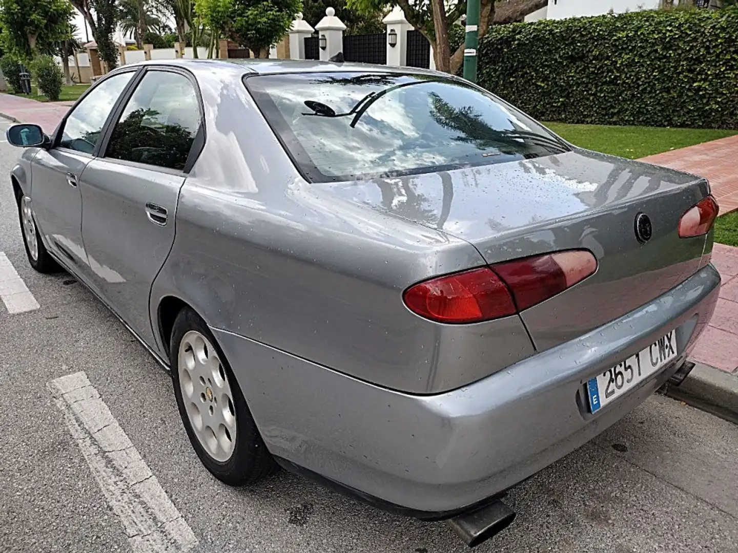 Alfa Romeo 166 2.4JTD Distinctive Plateado - 2