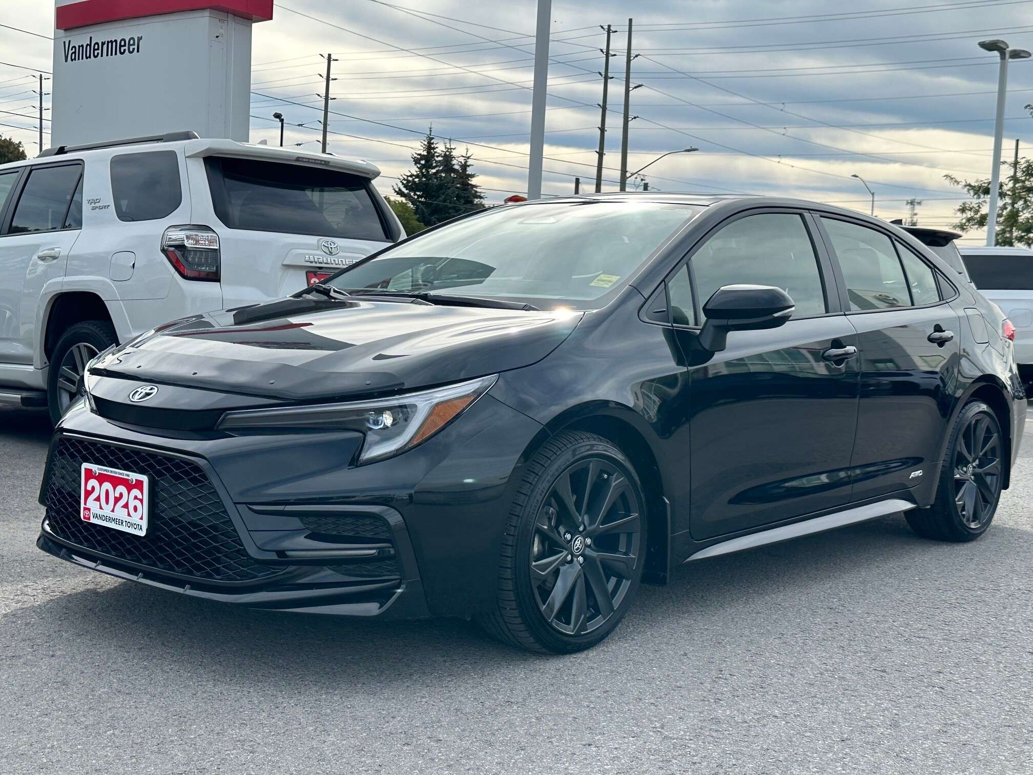 2026 Toyota Corolla HYBRID SE AWD!