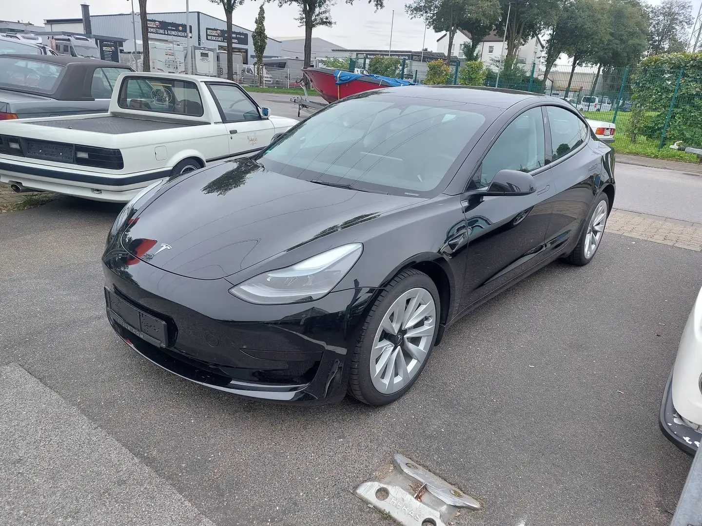 Tesla Model 3 Mwst. ausweisbar Schwarz - 1
