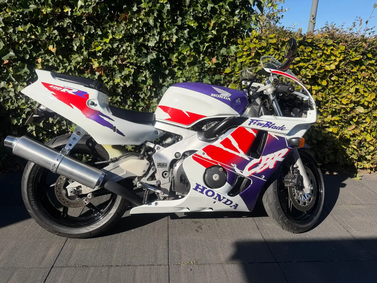 Honda CBR 400