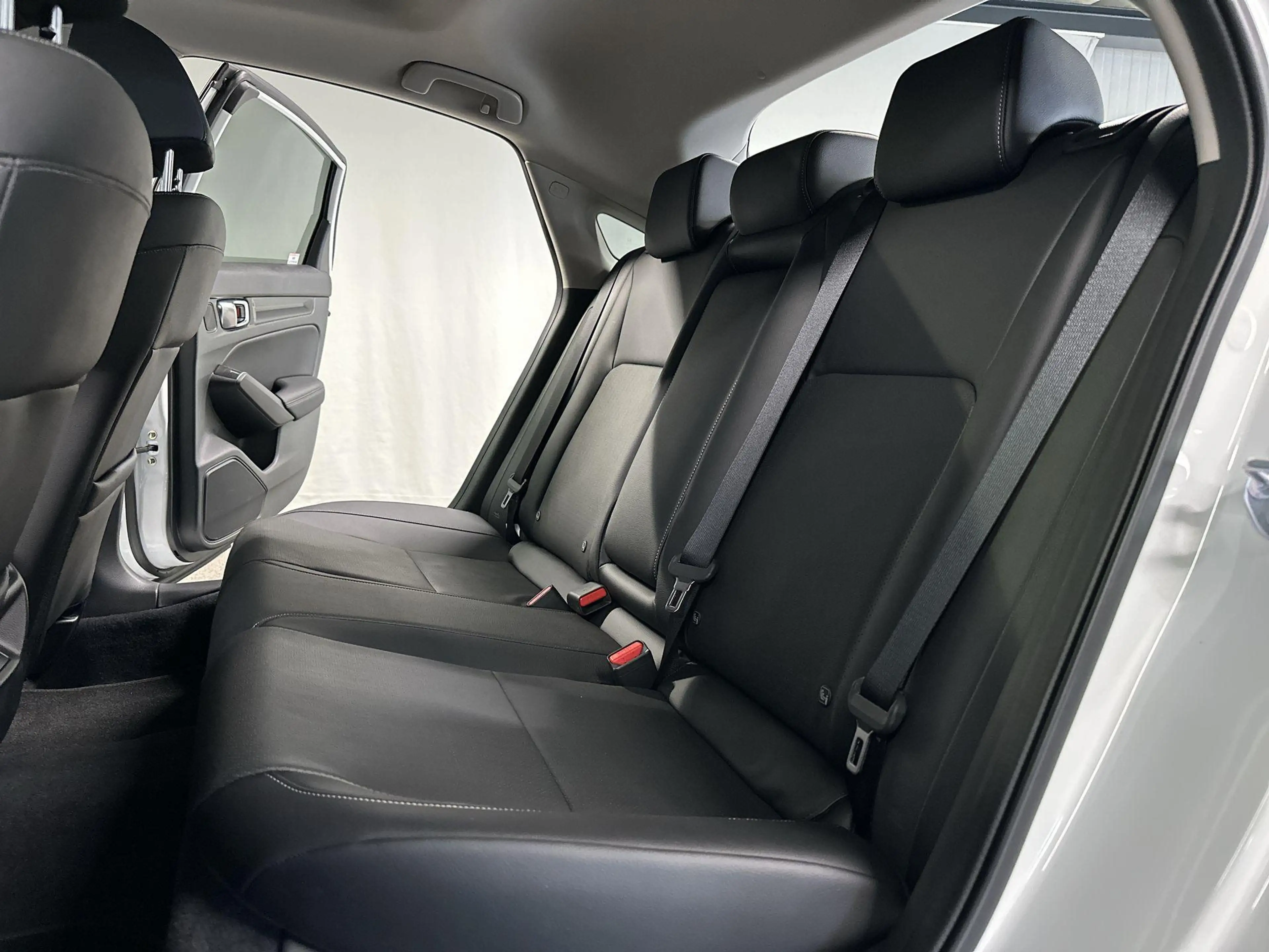 Honda Civic 2.0 e:HEV Advance Automaat | Leder | Pano — photo 11