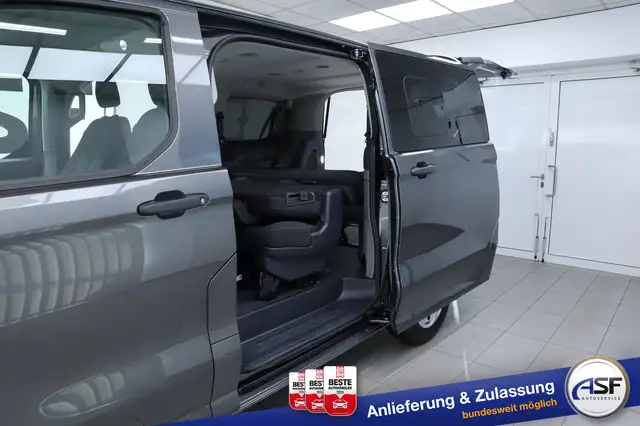 Ford Tourneo Custom view 16