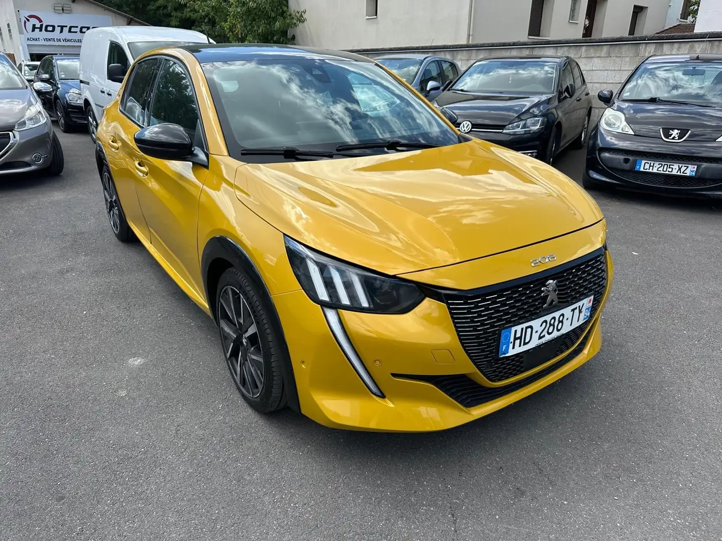 Peugeot 208 GT Jaune - 1