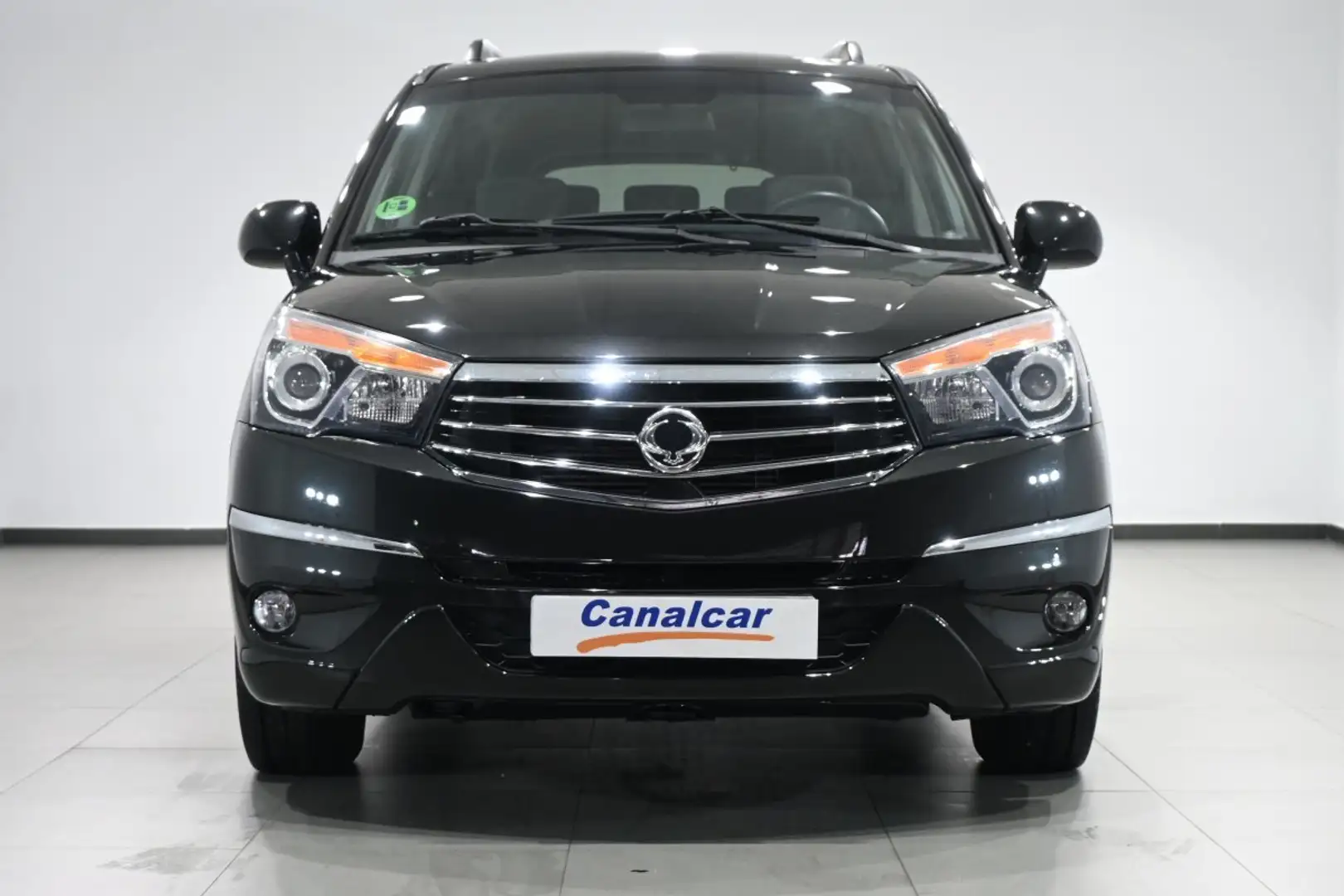 SsangYong Rodius D22T Premium Aut. Negro - 2