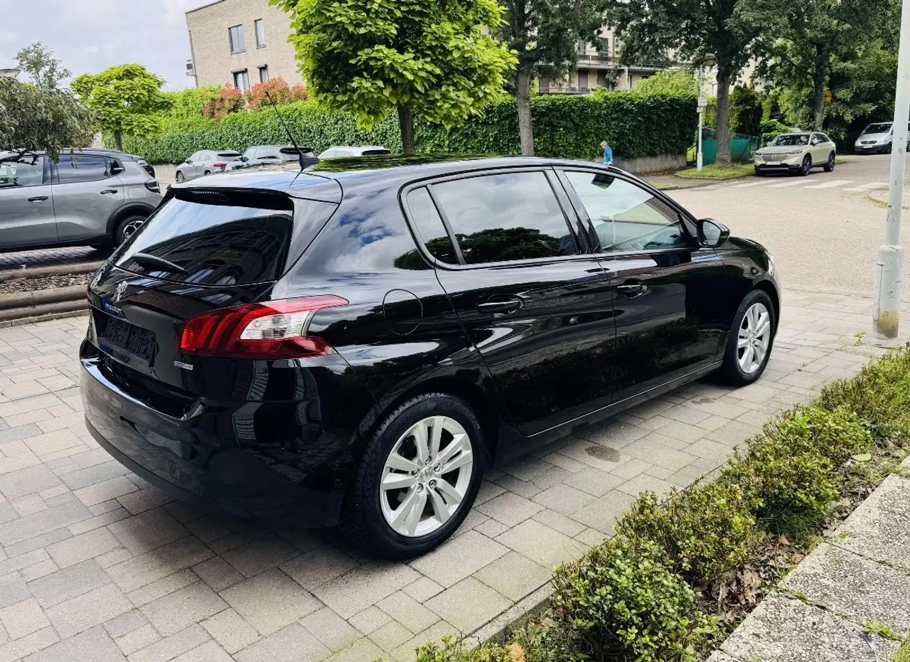 Peugeot 308