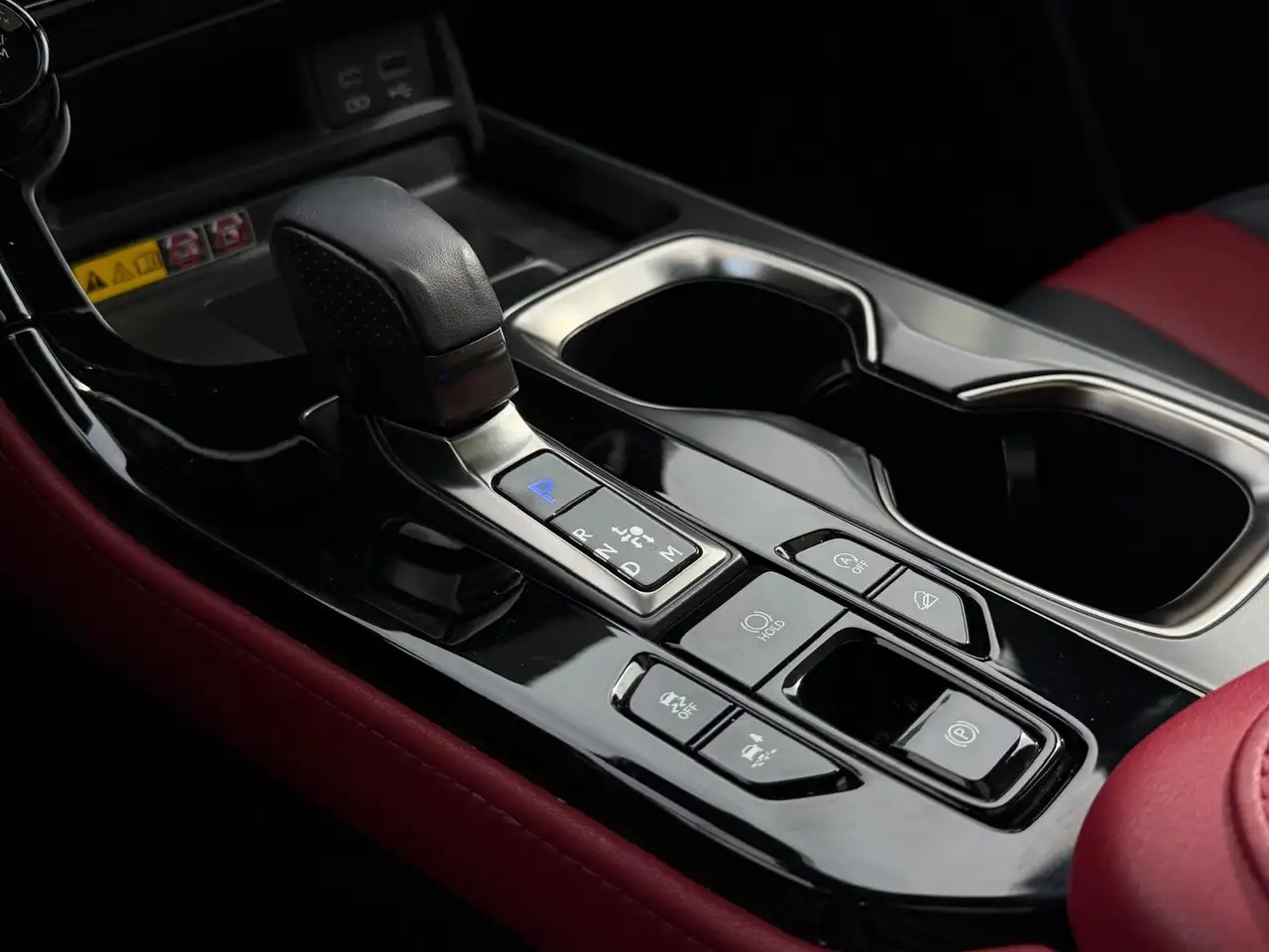 Lexus NX снимка Lexus NX