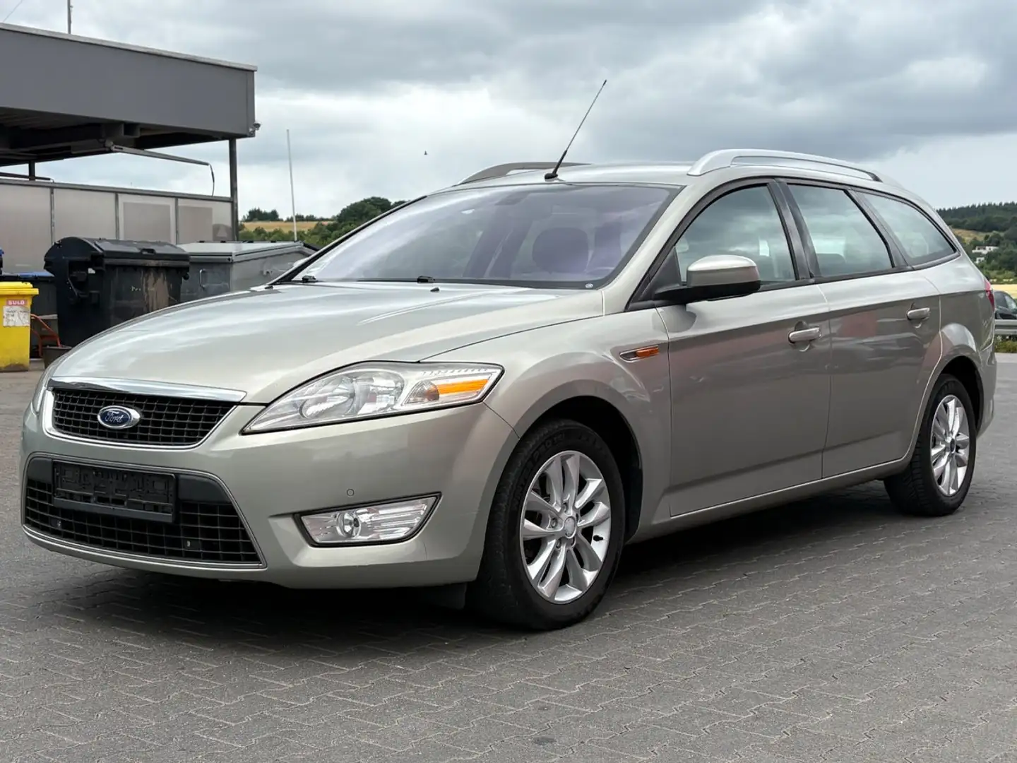 Ford Mondeo Navi Klima PDC Kamera Tüv Grau - 1