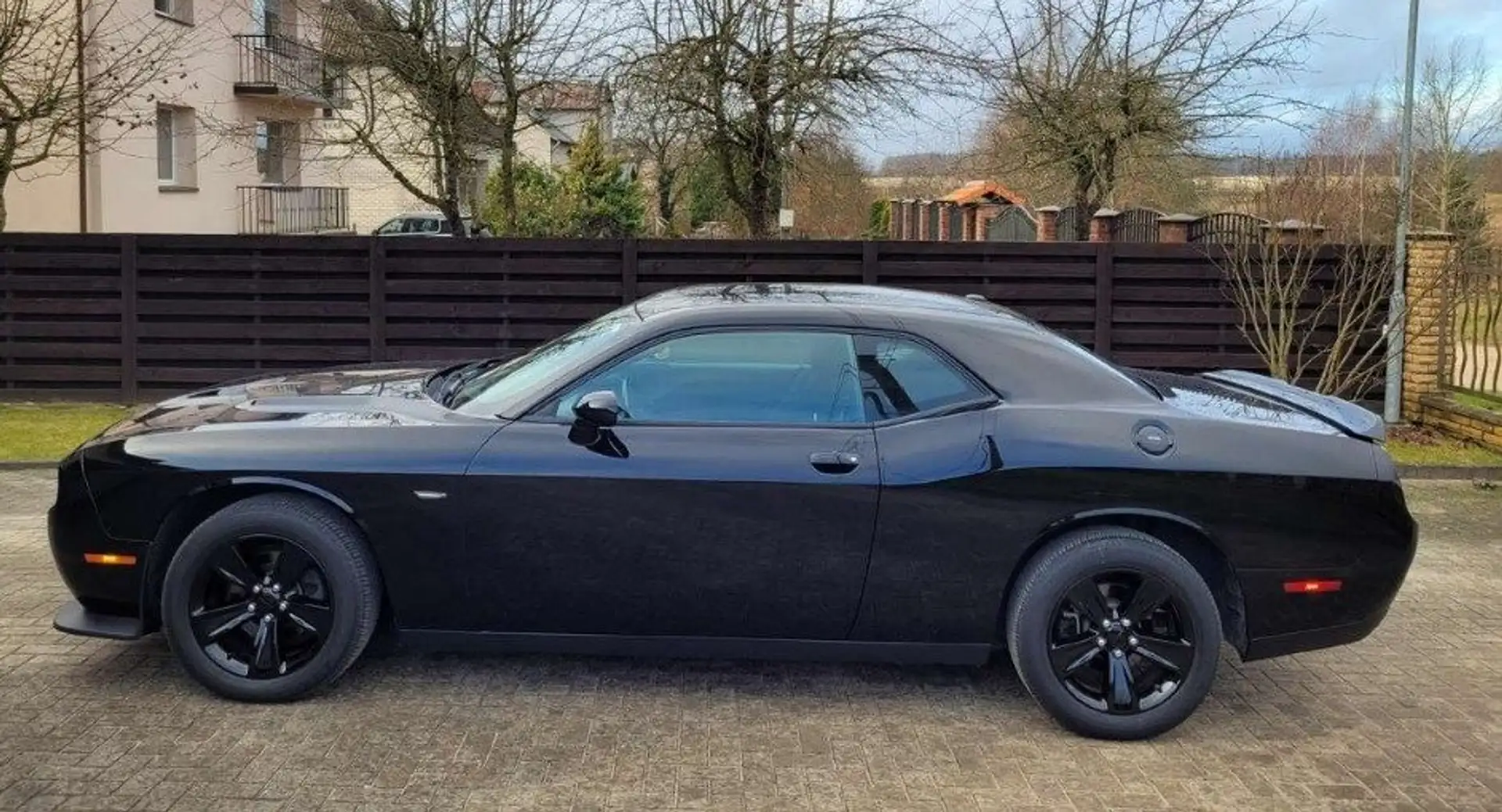 Dodge Challenger R/T Negro - 2