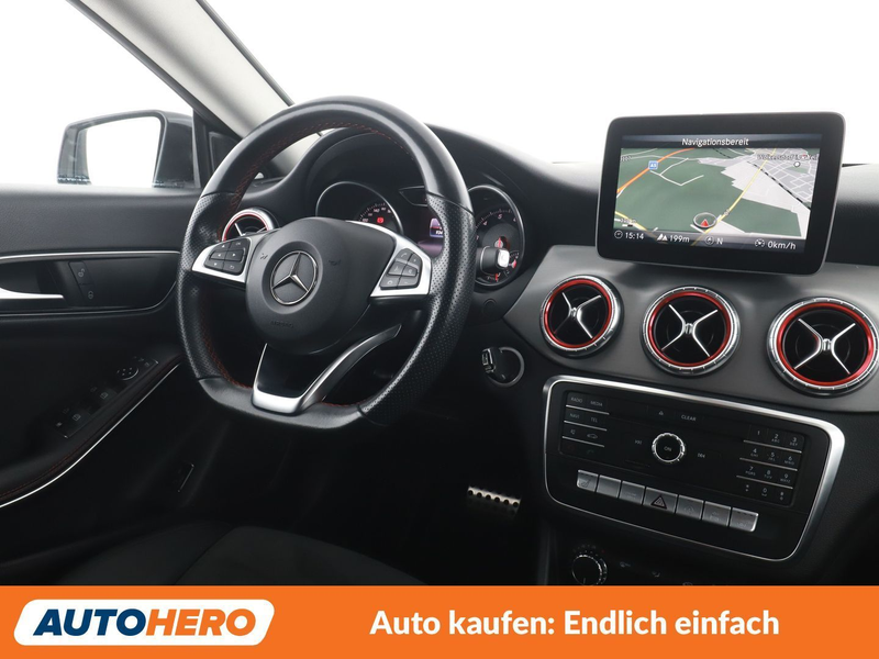 Mercedes-Benz CLA 180 CLA 180 Shooting Brake AMG Line — photo 13
