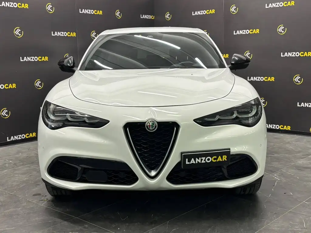 Alfa Romeo Stelvio | foto 2