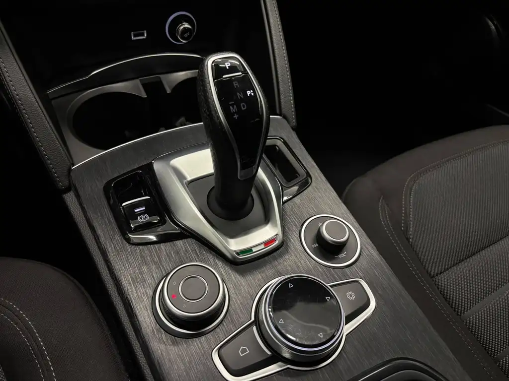 Alfa Romeo Stelvio | foto 11