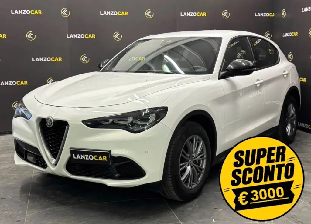 Alfa Romeo Stelvio, 2.2 T 210CV Q4 MY24 *BIANCO ALFA*, colore bianco, 2023, diesel | usata in vendita da LANZOCAR